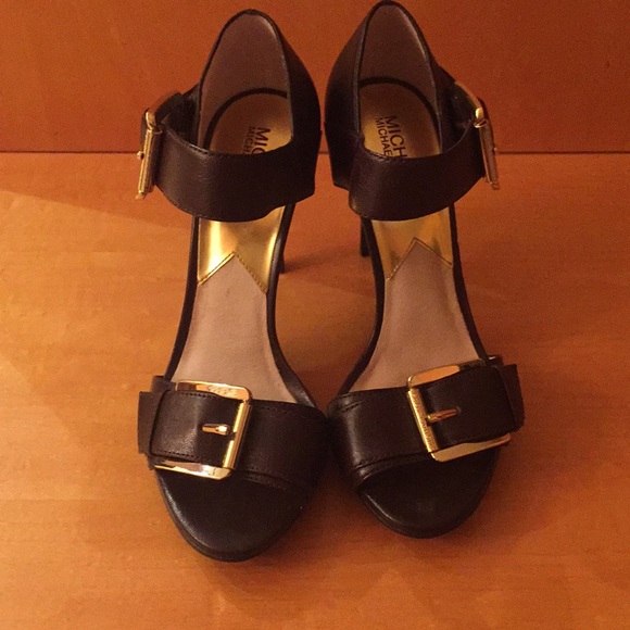 Michael Kors Shoes - Picture 5 of 7
